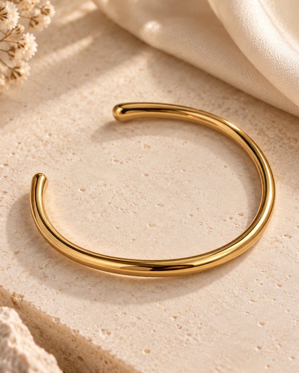 Minimal Χρυσό Βραχιόλι Cuff